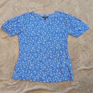 Banana Republic Blue Floral Print Tee, Size XS